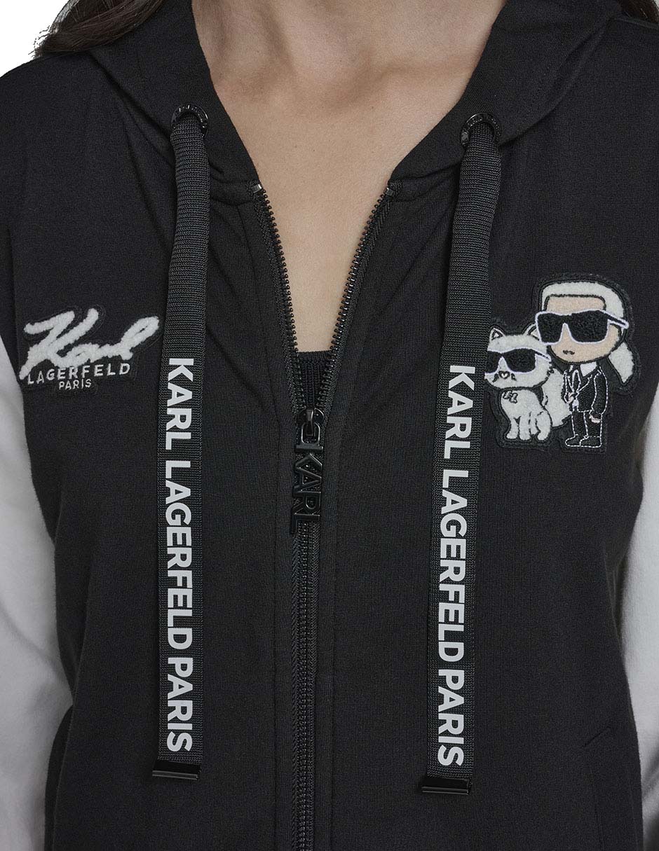 Sudadera con capucha y bolsa para mujer 4