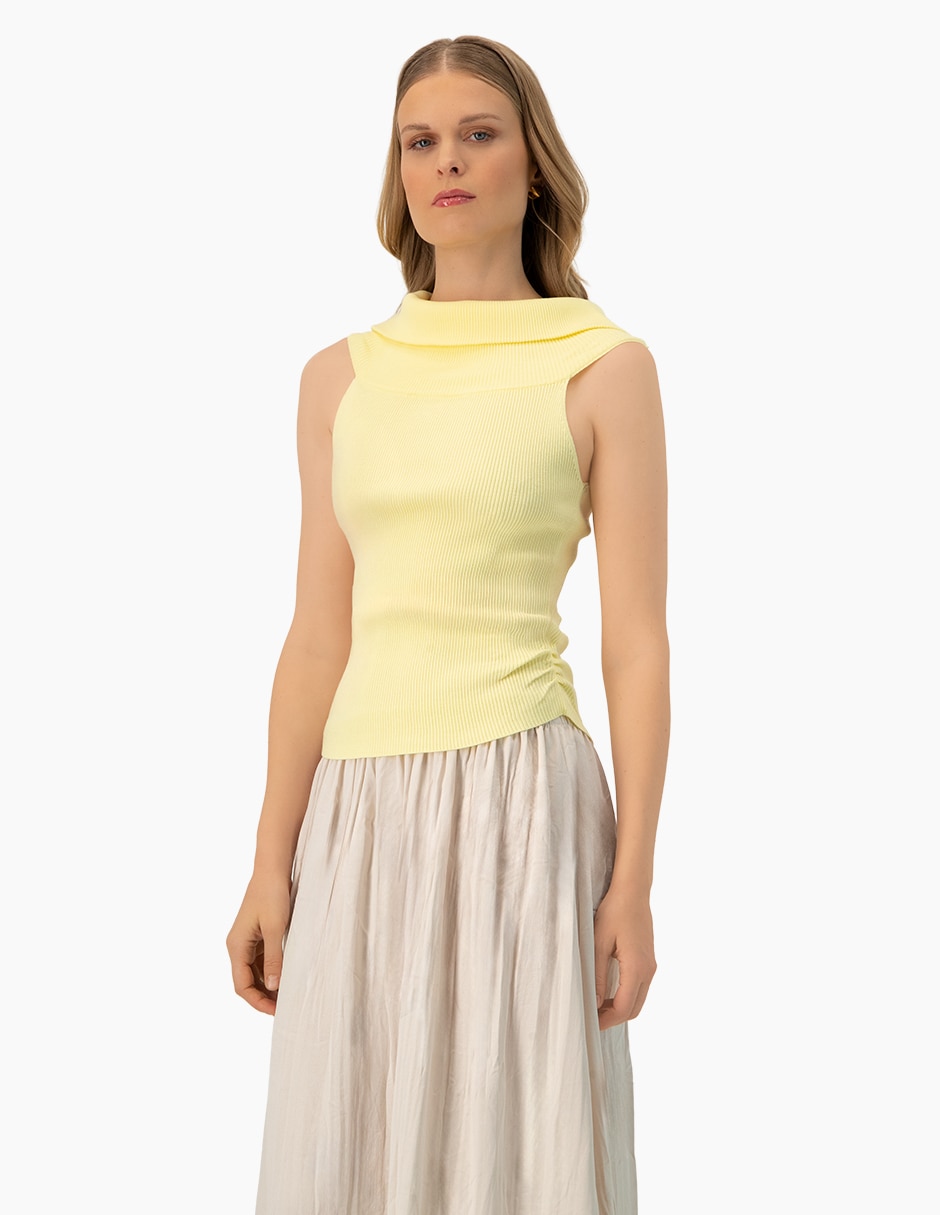 Blusa sin manga para mujer 3