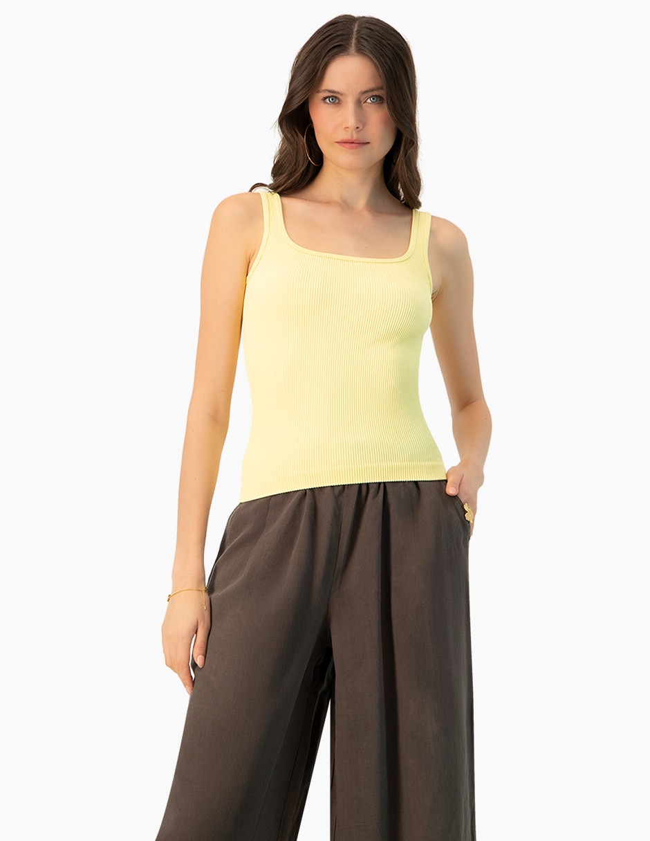 Top escote cuadrado tirante ancho