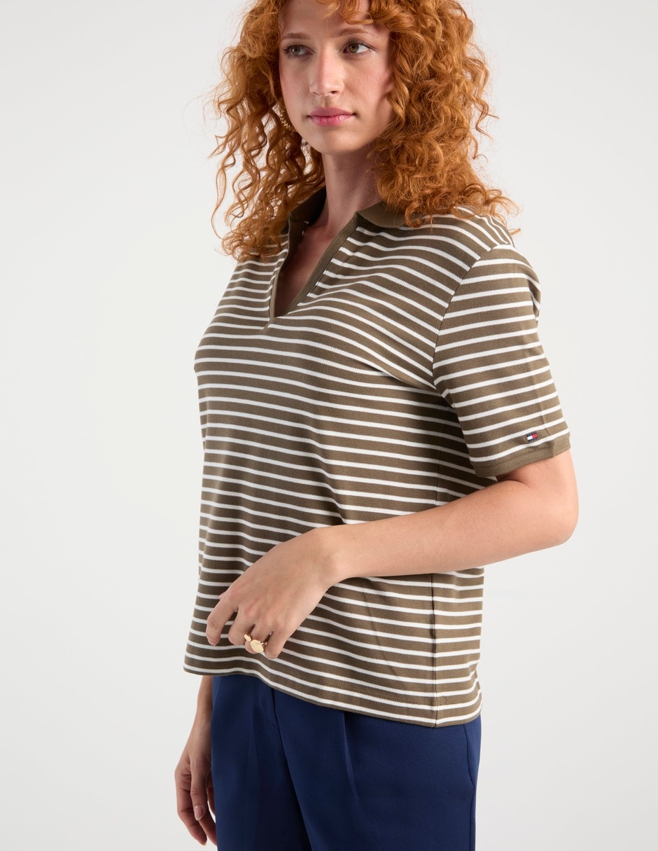 Playera tipo polo para mujer