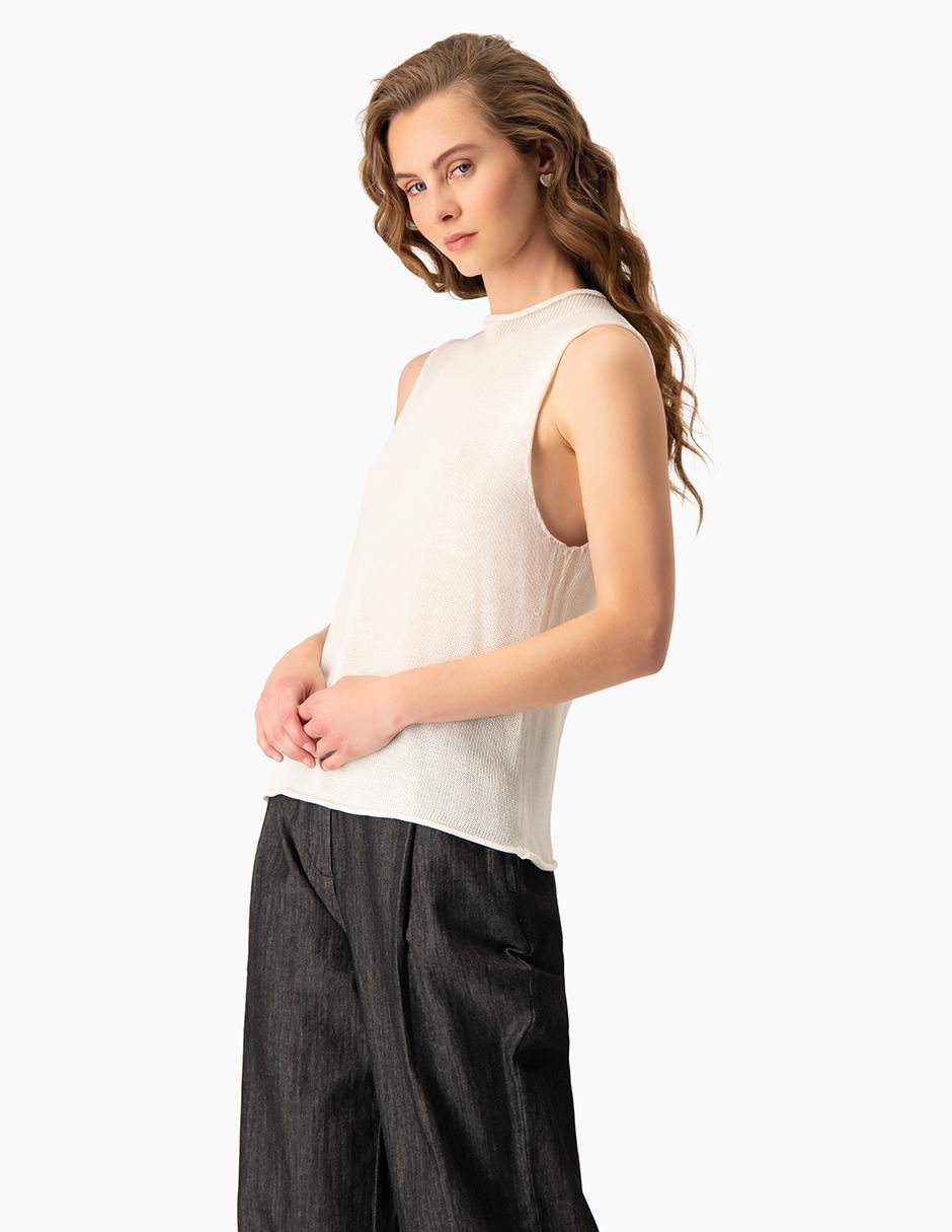 Top cuello simulado tirante ancho 3